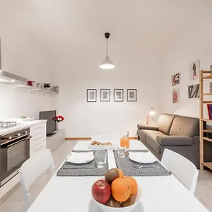 Bnbutler - Navigli - L'altra Darsena Appartamento